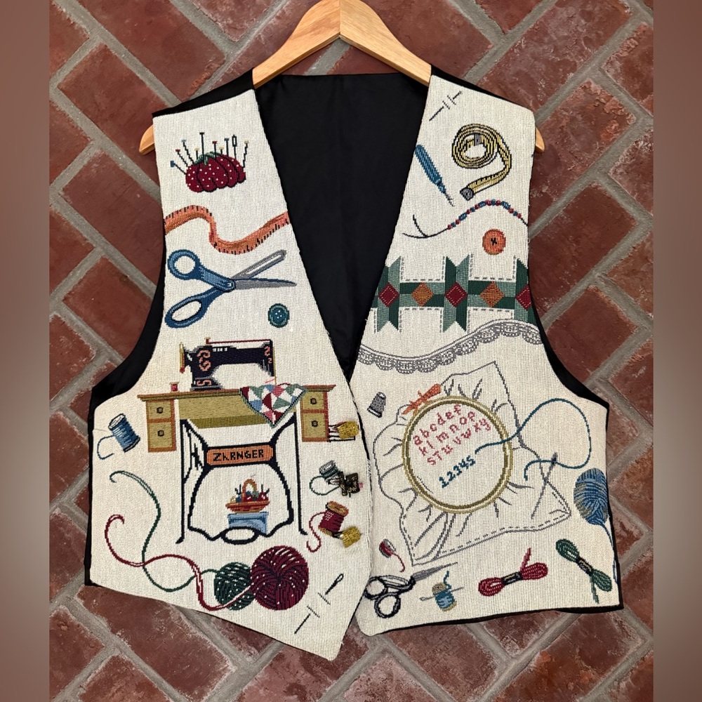 Vintage Tapestry Vest Sewing‎ Embroidery Quilting Needlework Craft Boho Folk Art